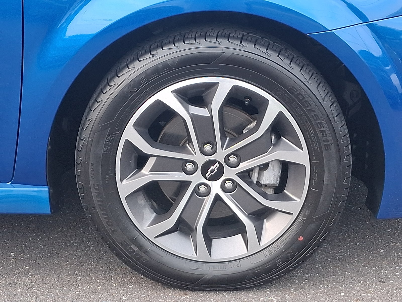 2020 Chevrolet Sonic FWD Hatchback LT 5-Door