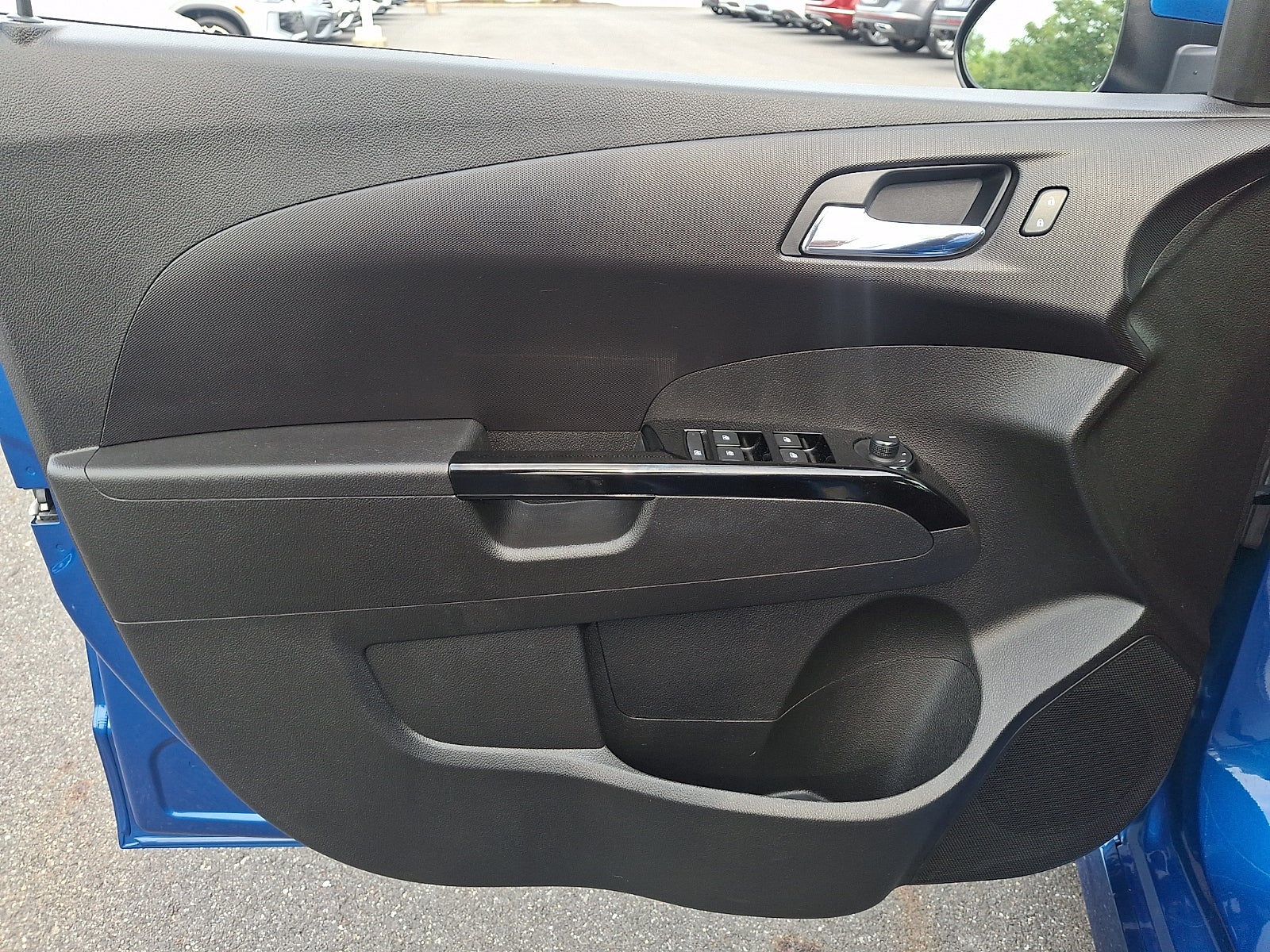 2020 Chevrolet Sonic FWD Hatchback LT 5-Door