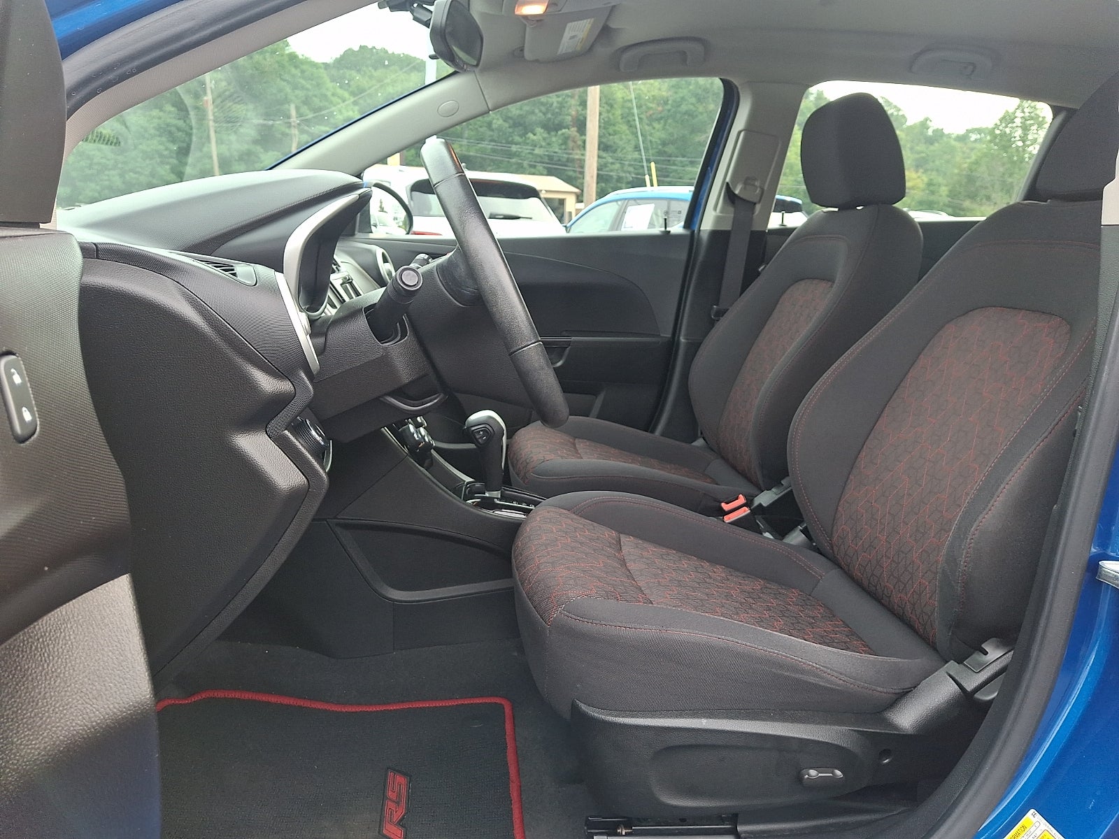 2020 Chevrolet Sonic FWD Hatchback LT 5-Door