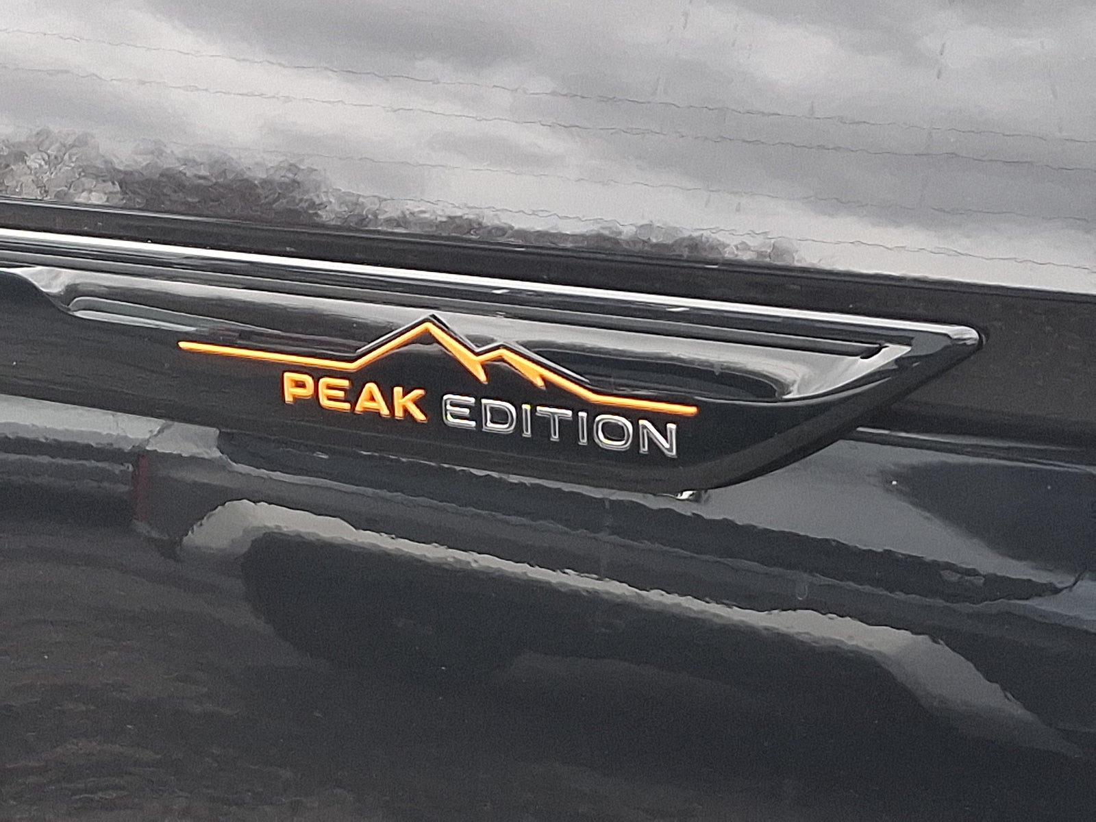 2026 Volkswagen Atlas Peak Edition