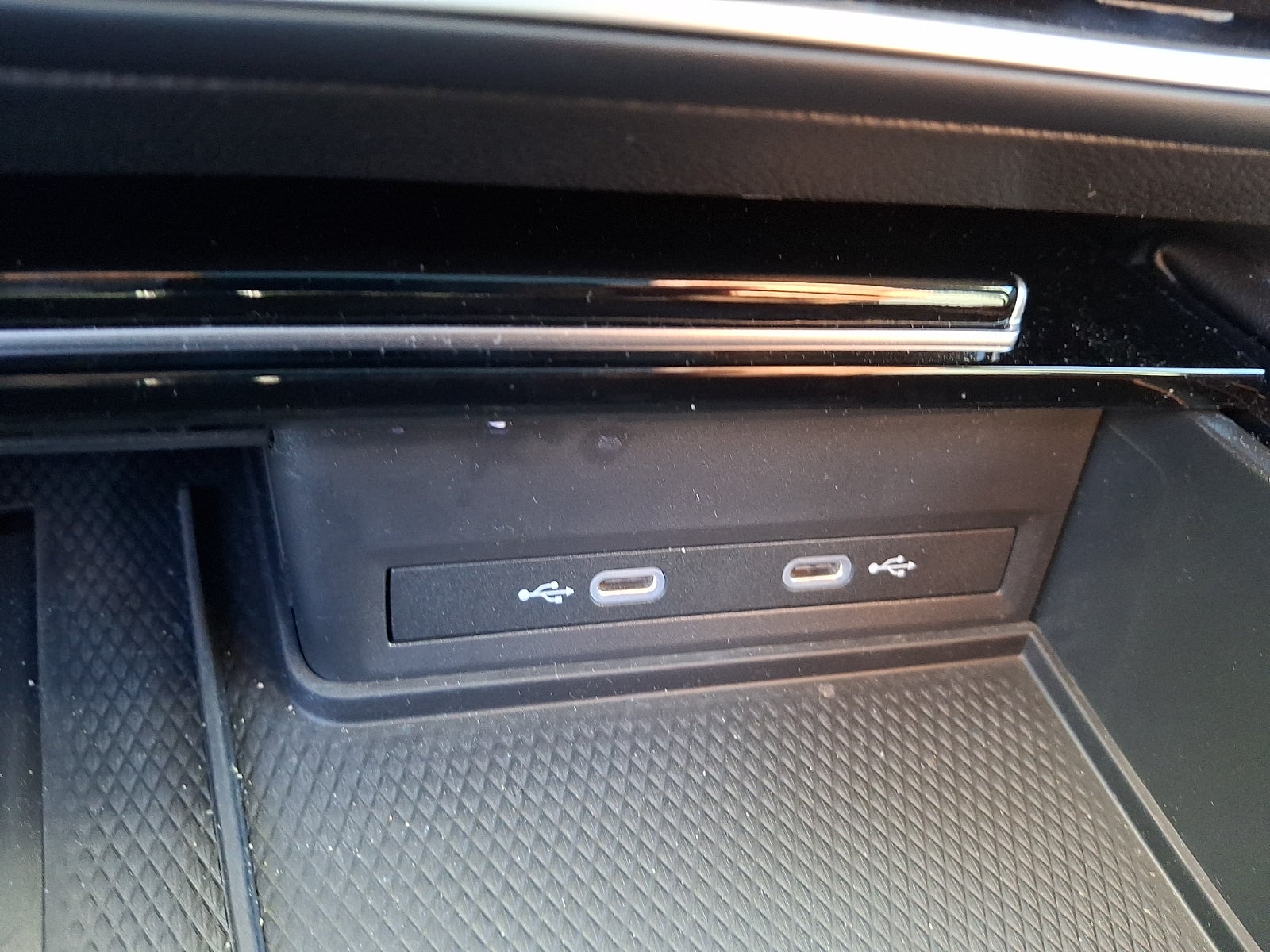 2026 Volkswagen Atlas Peak Edition