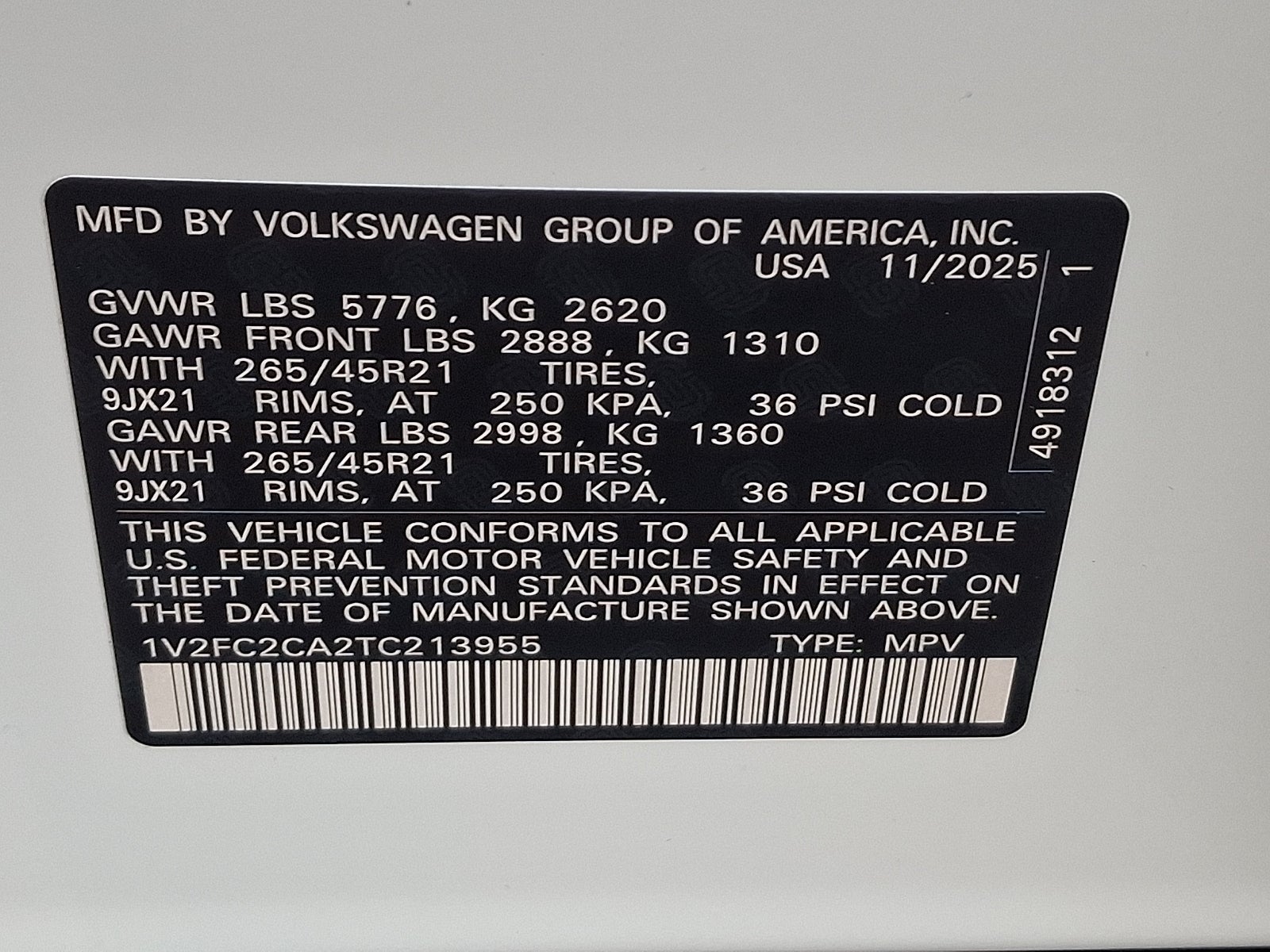 2026 Volkswagen Atlas Cross Sport SEL Premium R-Line