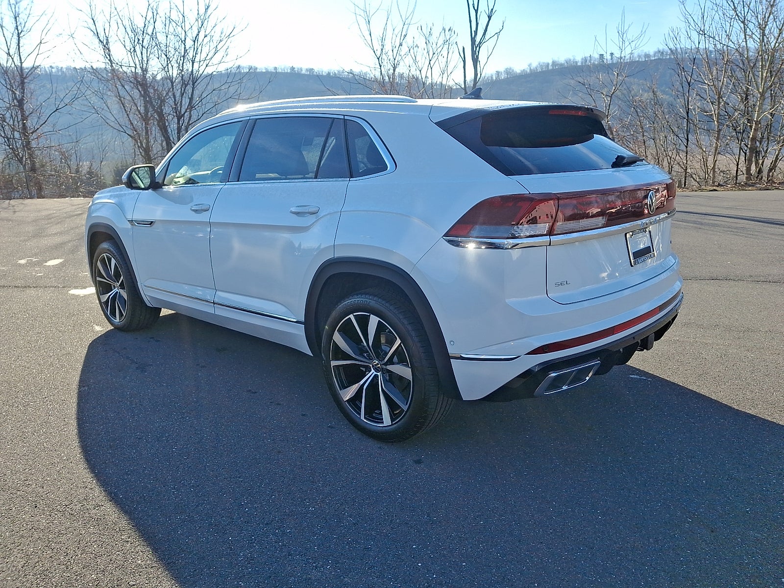 2026 Volkswagen Atlas Cross Sport SEL Premium R-Line
