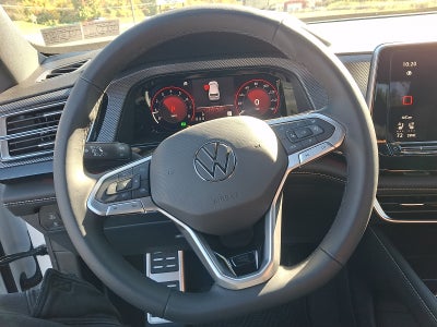 2026 Volkswagen Atlas Cross Sport SEL Premium R-Line