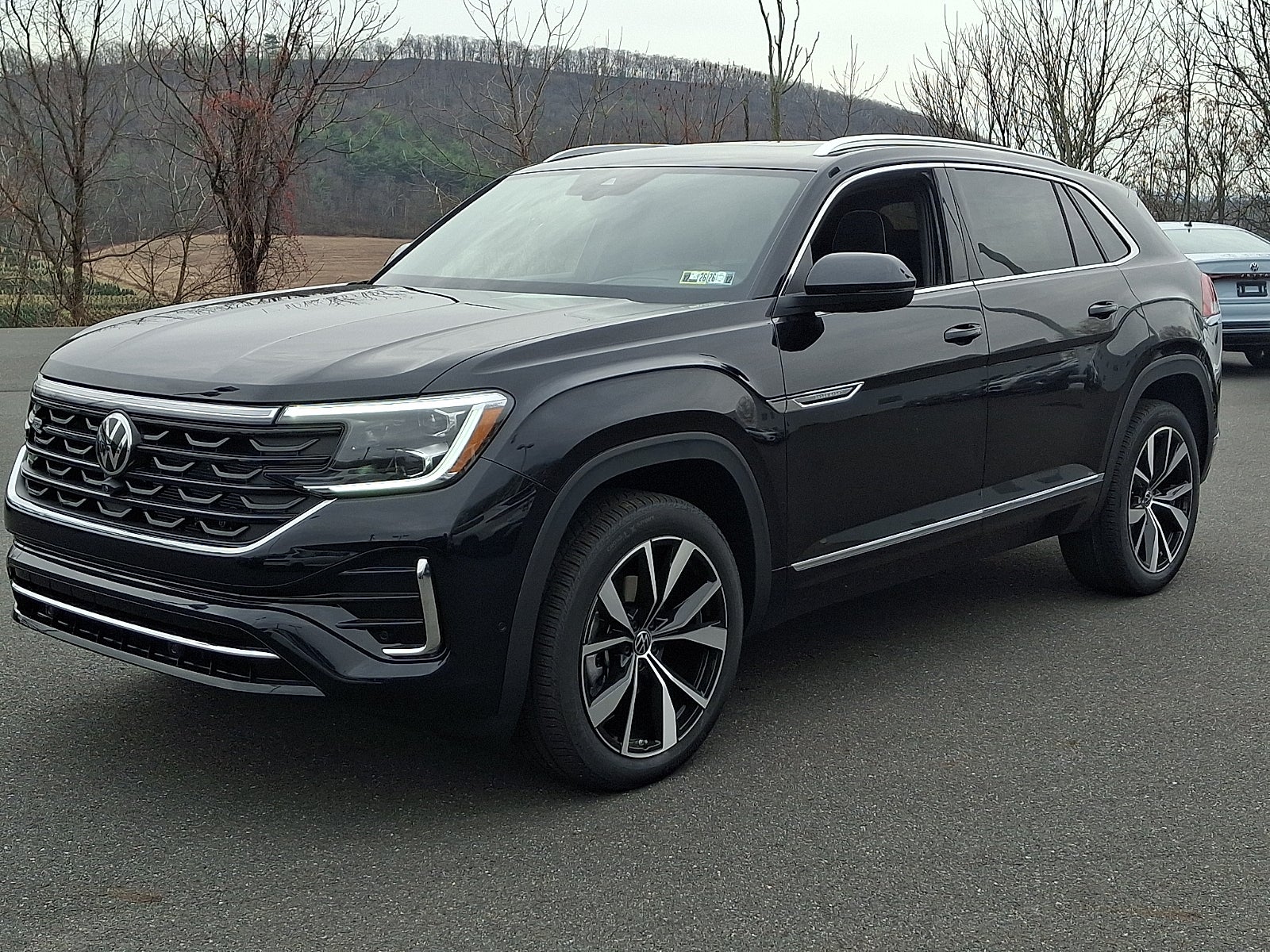 2026 Volkswagen Atlas Cross Sport 2.0T SEL Premium R-Line