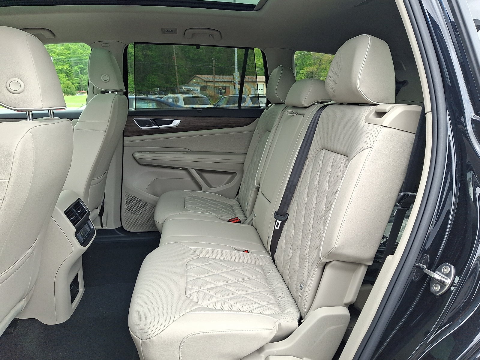 2026 Volkswagen Atlas SEL Premium R-Line
