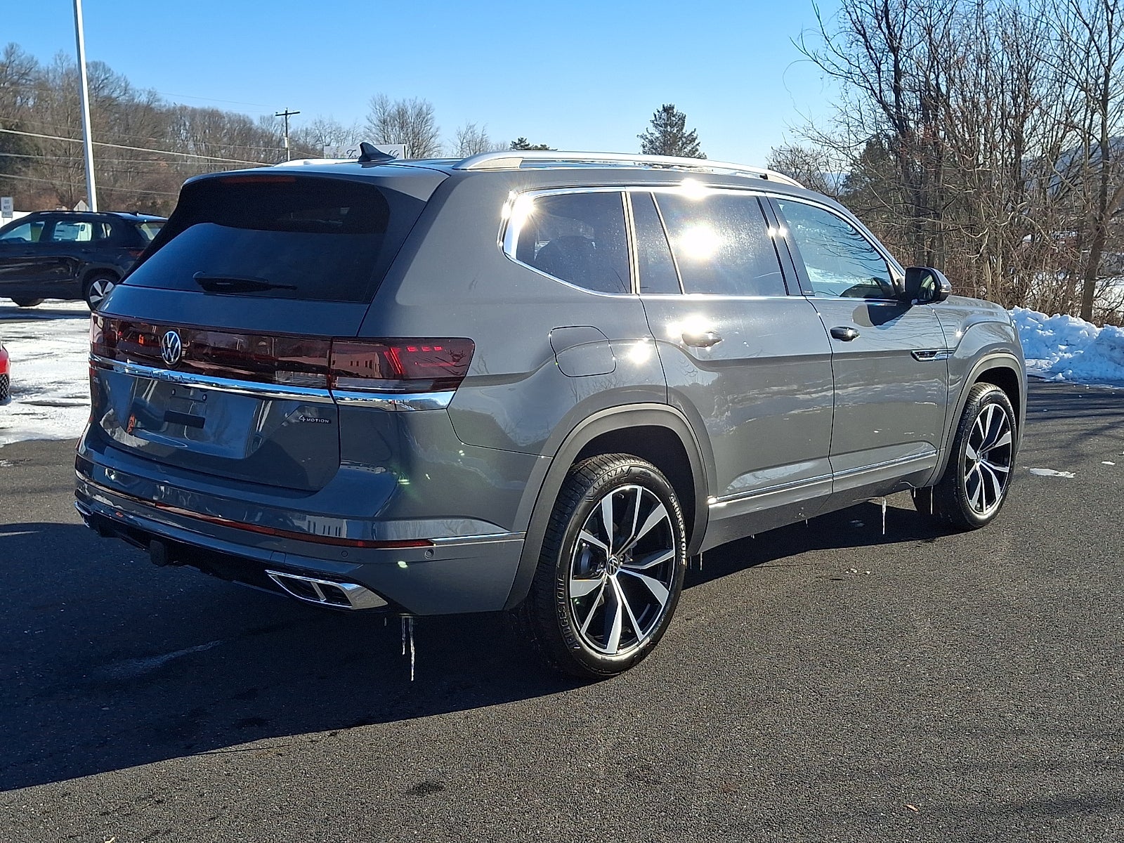 2026 Volkswagen Atlas 2.0T SEL Premium R-Line