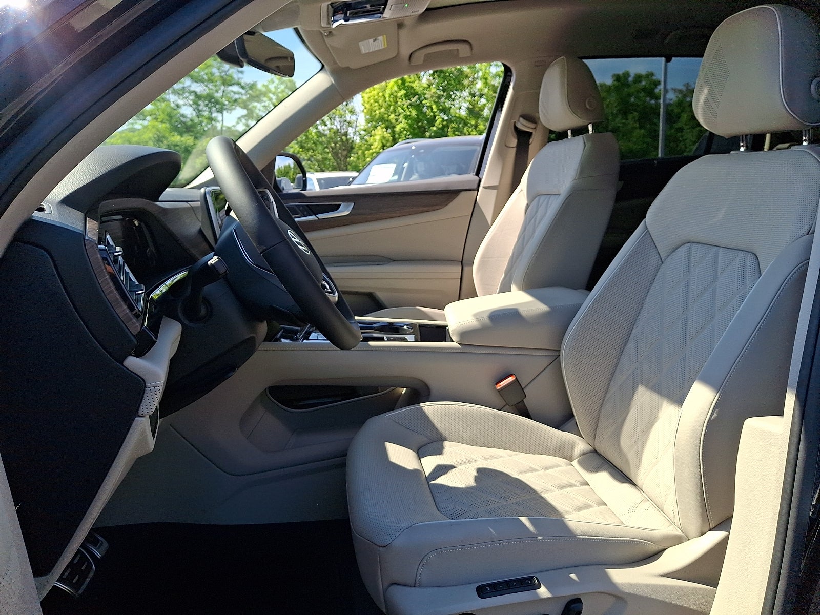 2026 Volkswagen Atlas SEL Premium R-Line