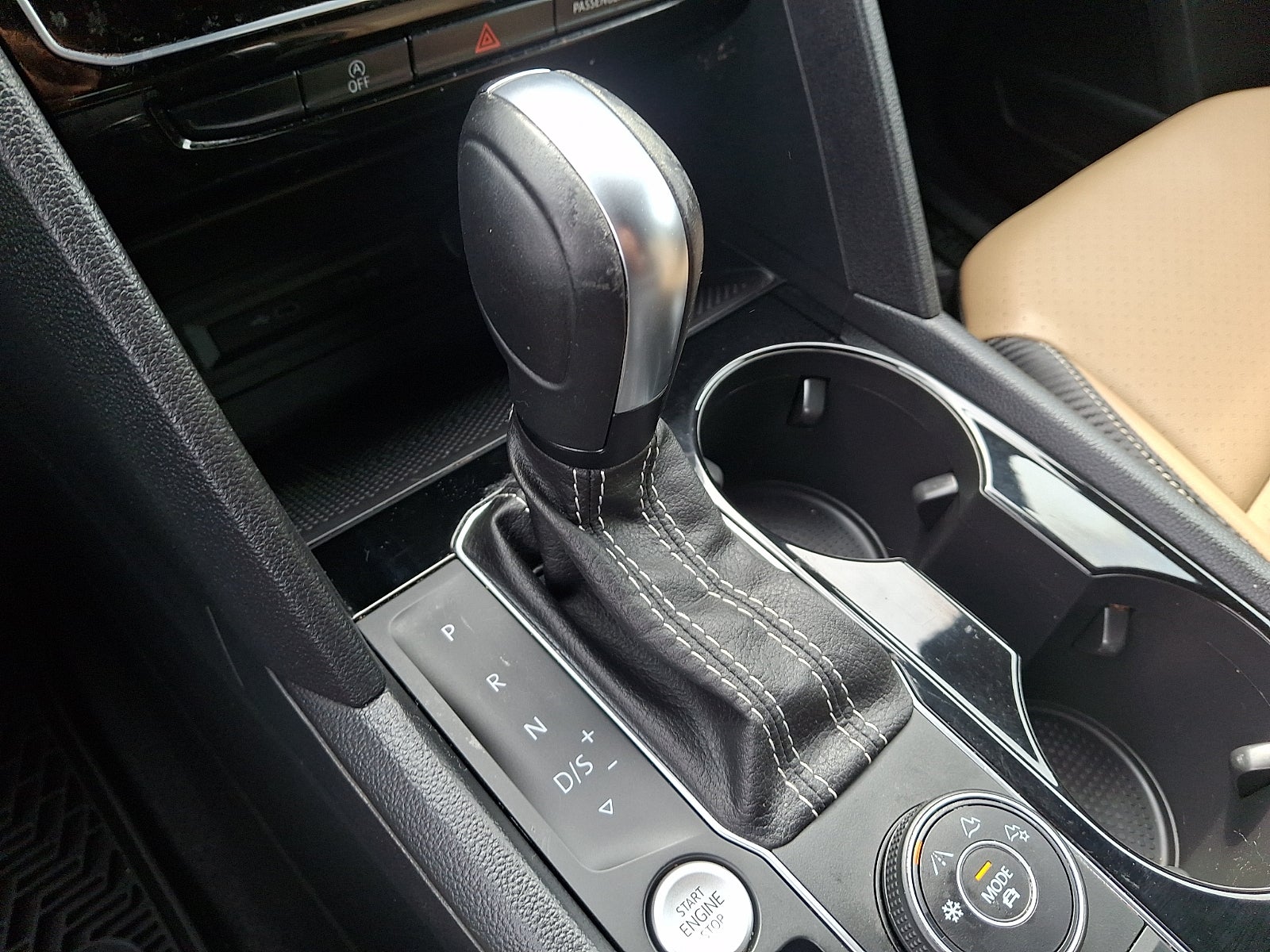 2023 Volkswagen Atlas Cross Sport 2.0T SE w/Technology