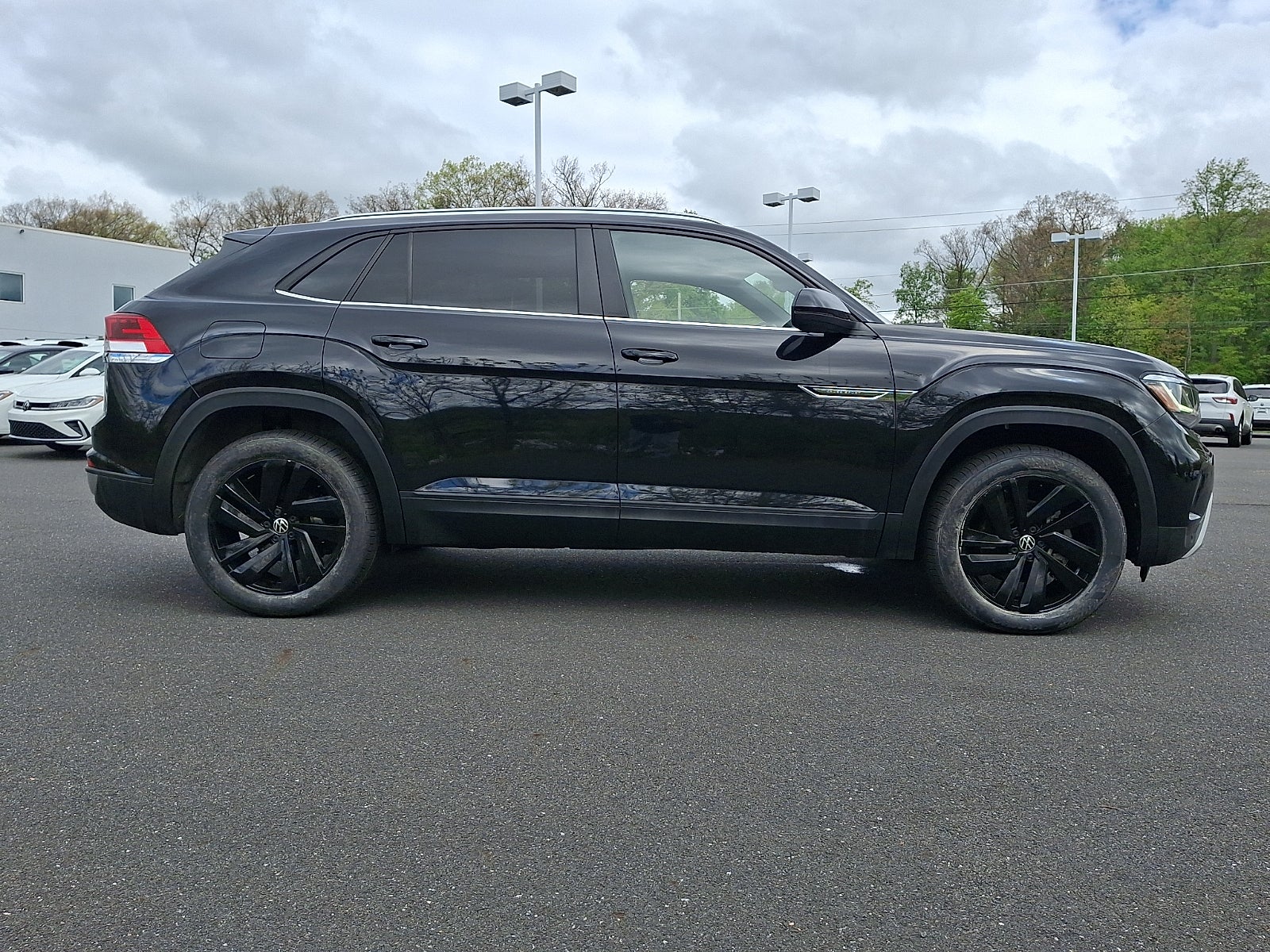 2023 Volkswagen Atlas Cross Sport 3.6L V6 SE w/Technology