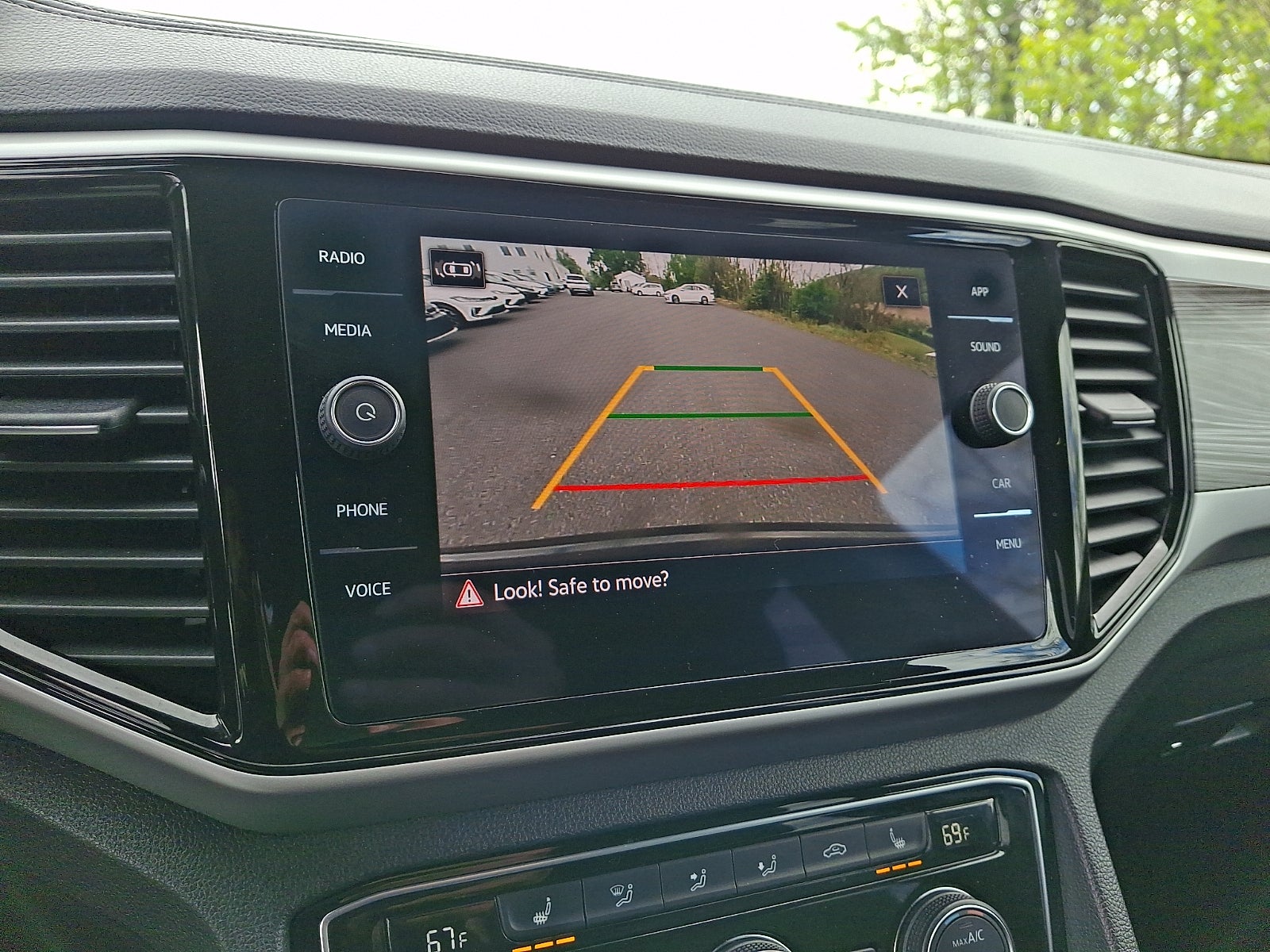 2023 Volkswagen Atlas Cross Sport 3.6L V6 SE w/Technology