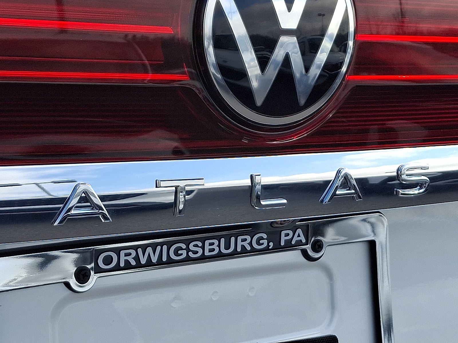 2026 Volkswagen Atlas SE with Technology