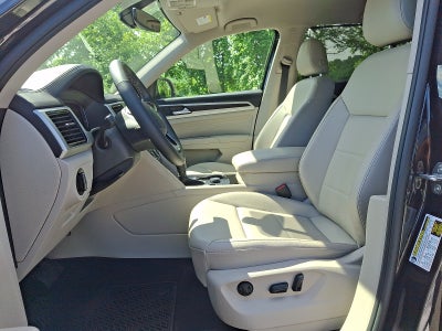 2022 Volkswagen Atlas 3.6L V6 SE w/Technology