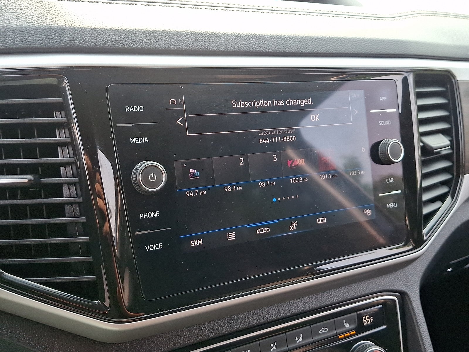 2023 Volkswagen Atlas 3.6L V6 SE w/Technology