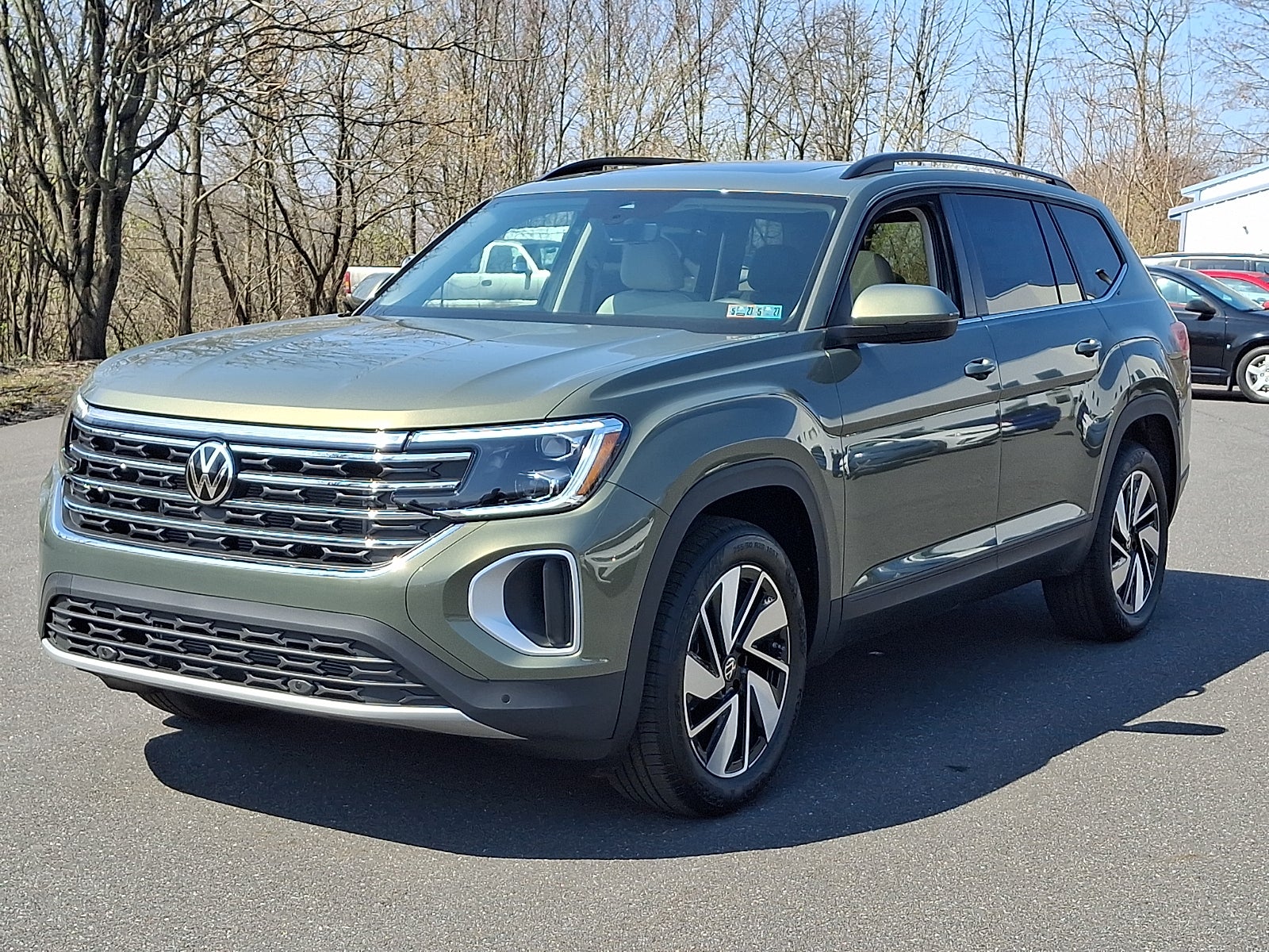2026 Volkswagen Atlas SE with Technology