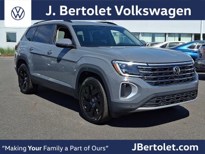 2026 Volkswagen Atlas SE with Technology