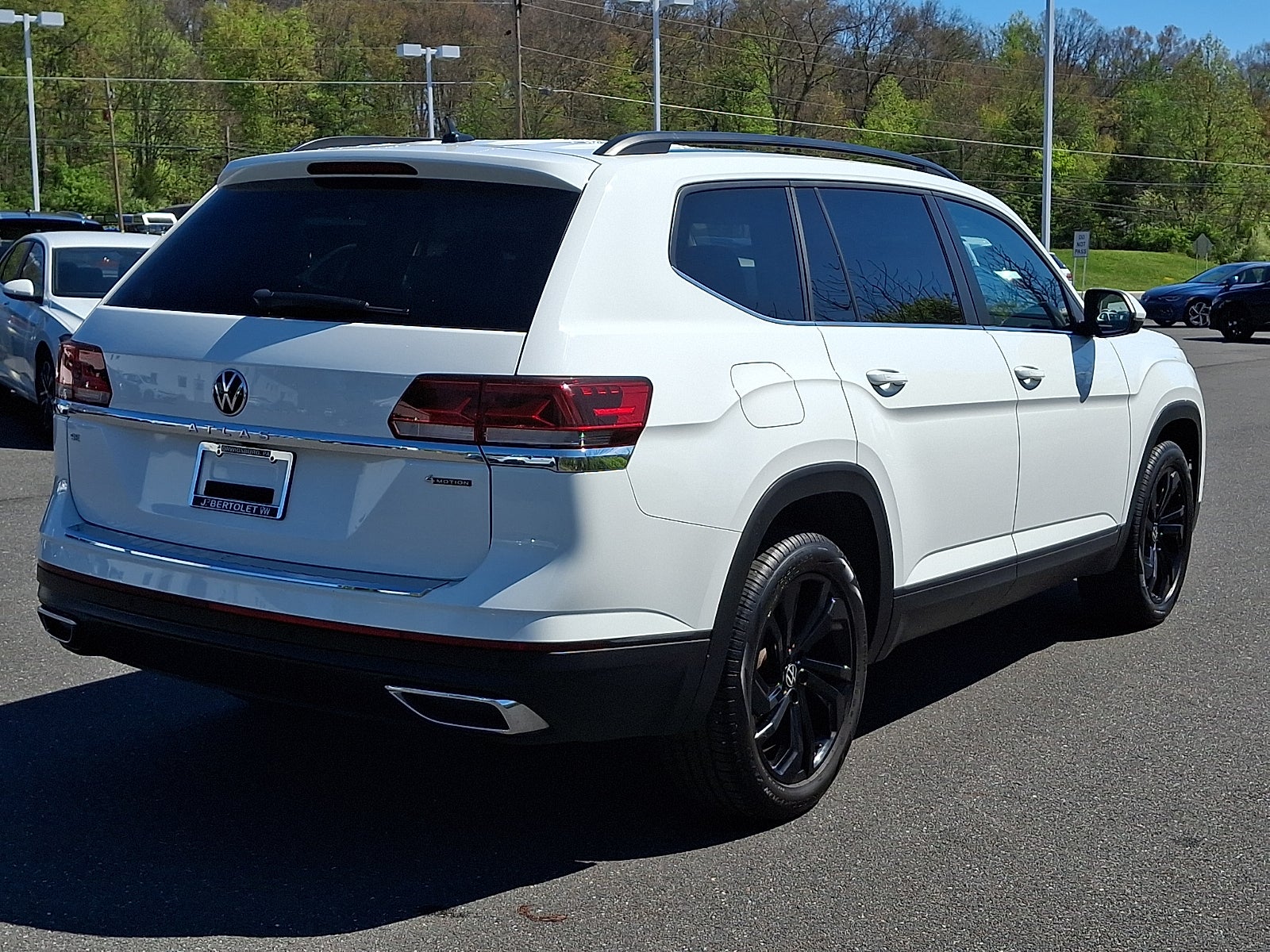 2023 Volkswagen Atlas 2.0T SE w/Technology