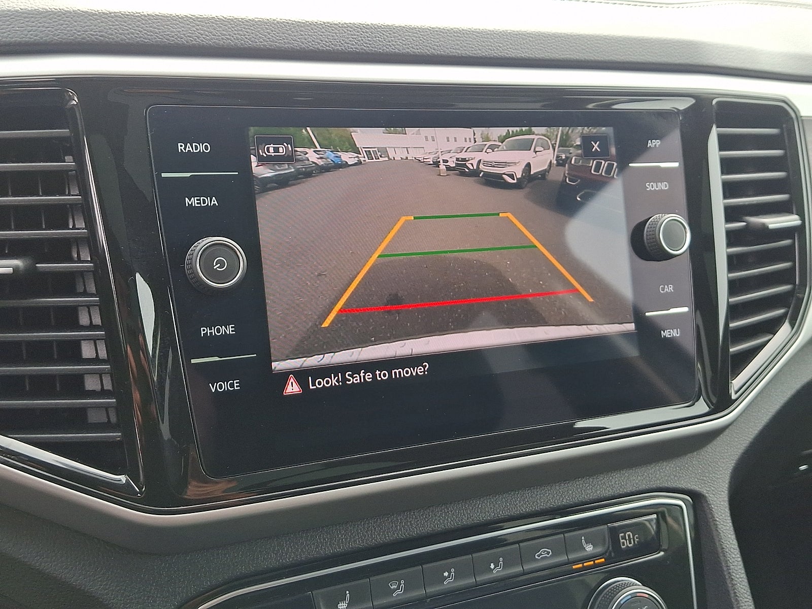 2023 Volkswagen Atlas 3.6L V6 SE w/Technology