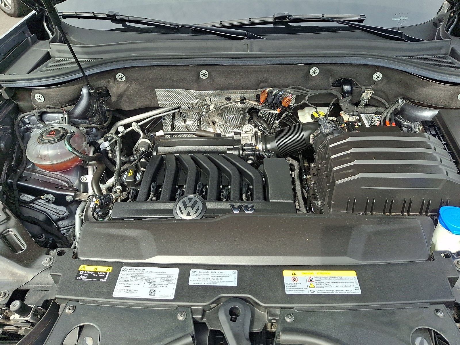 2023 Volkswagen Atlas 3.6L V6 SE w/Technology