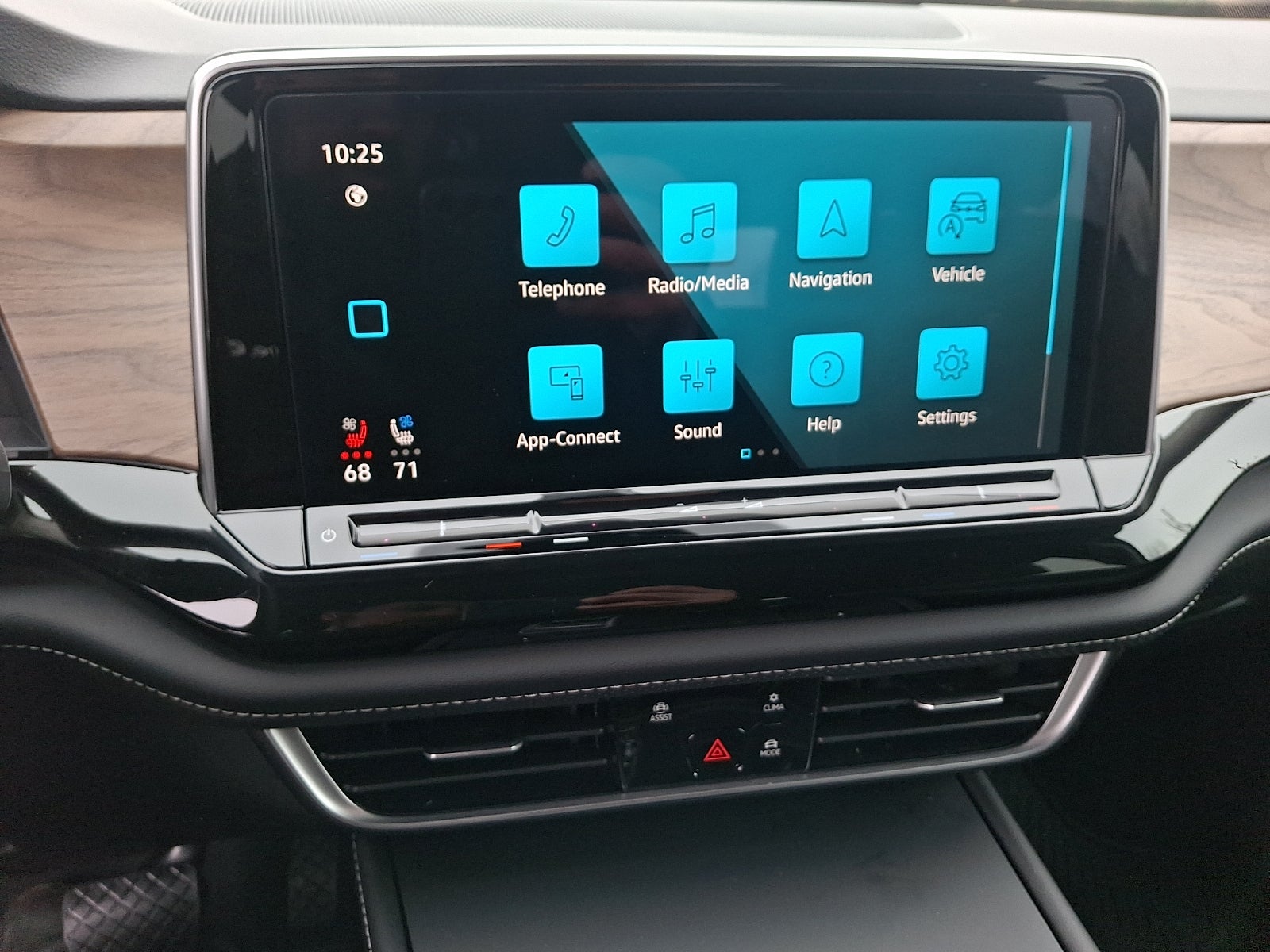 2026 Volkswagen Atlas SE