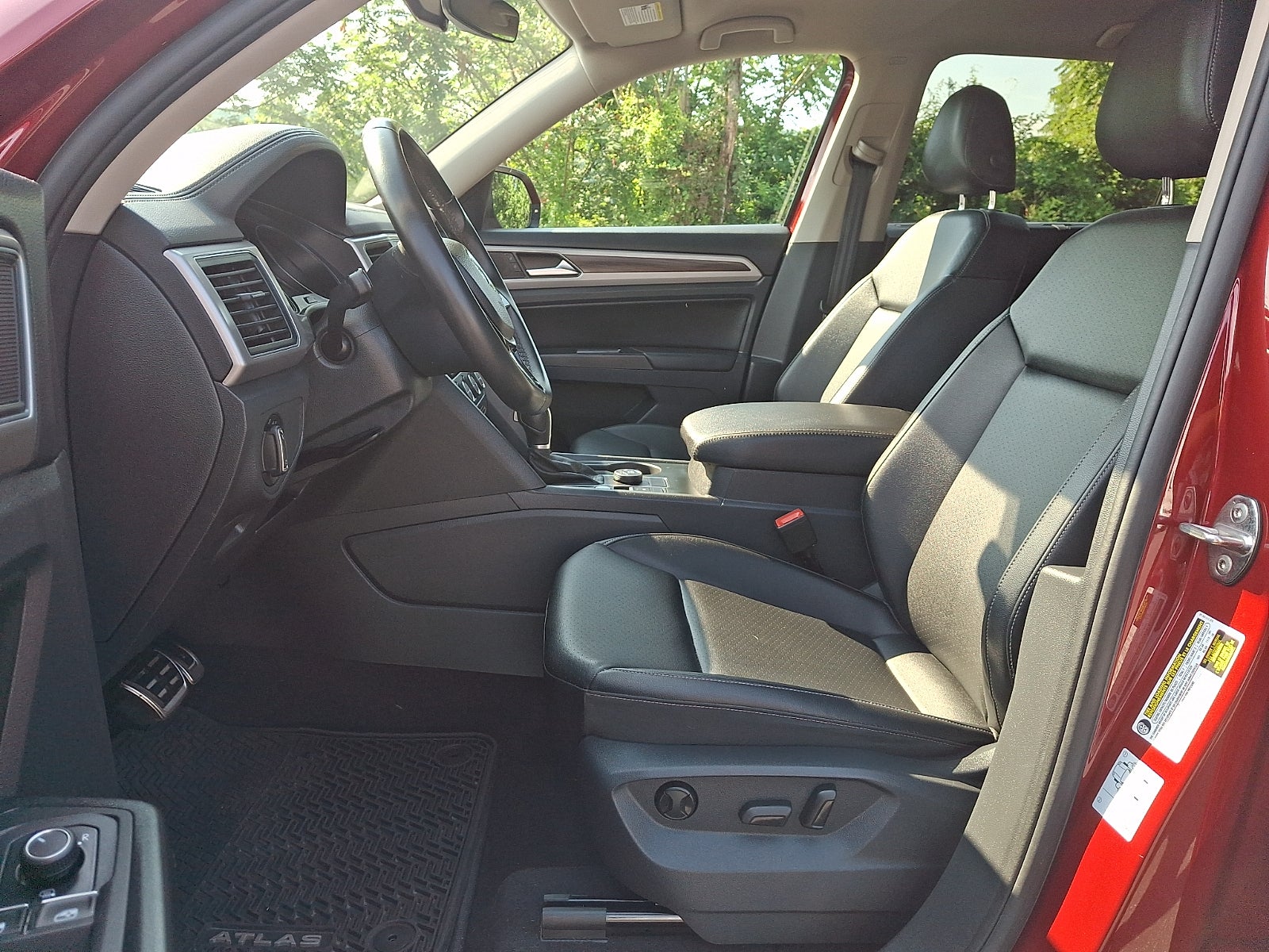 2019 Volkswagen Atlas 3.6L V6 SE w/Technology R-Line