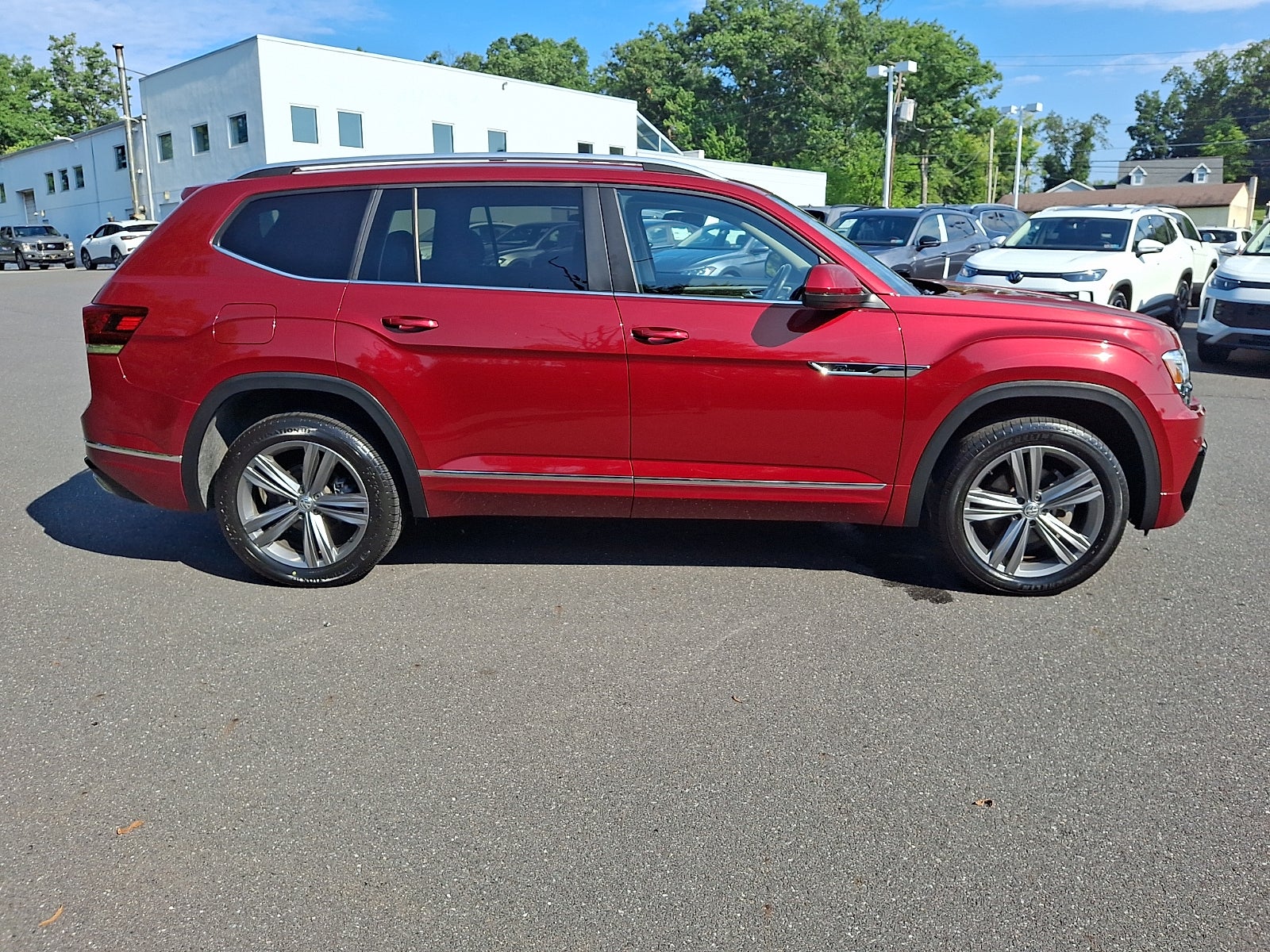 2019 Volkswagen Atlas 3.6L V6 SE w/Technology R-Line