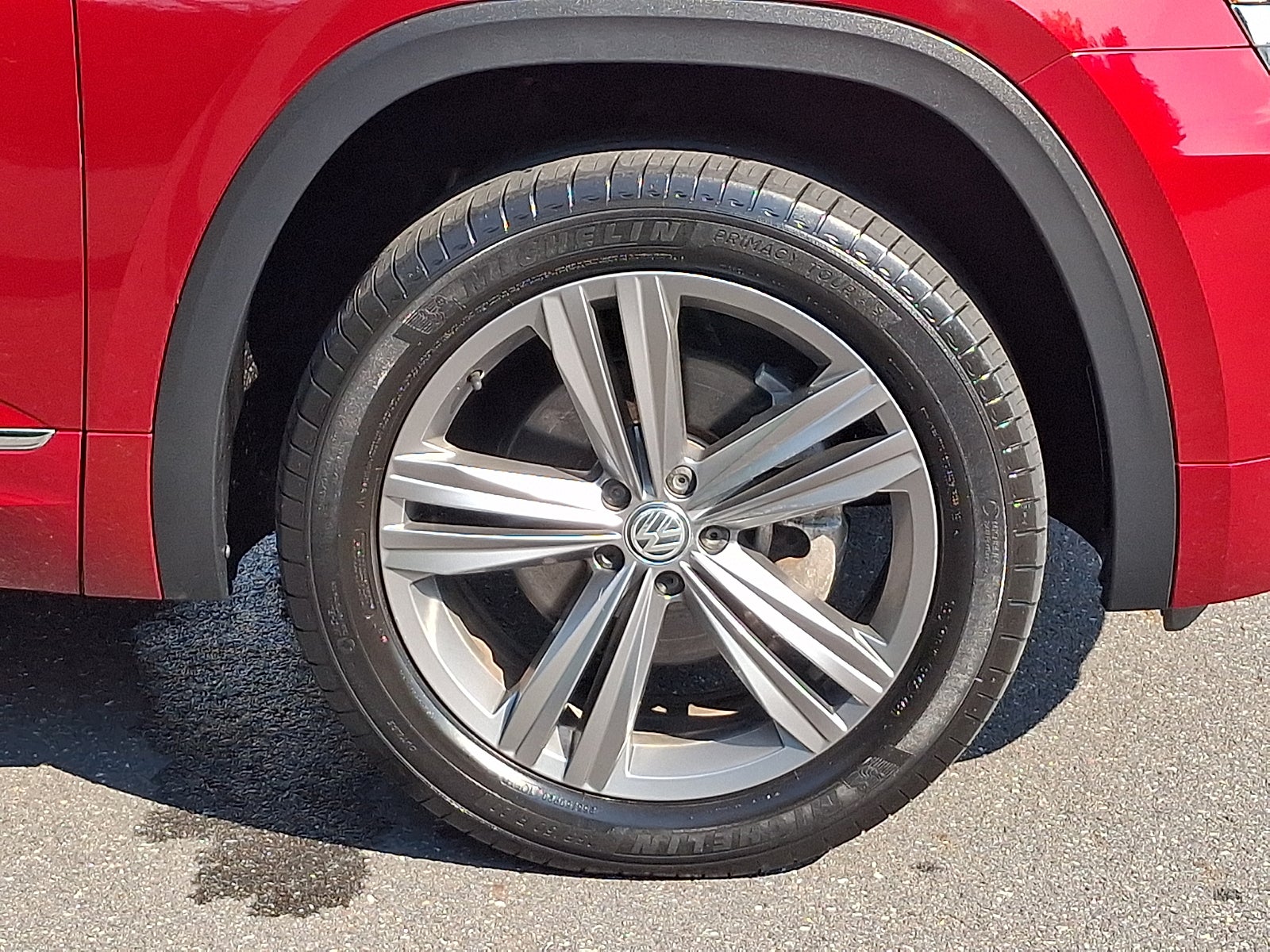 2019 Volkswagen Atlas 3.6L V6 SE w/Technology R-Line