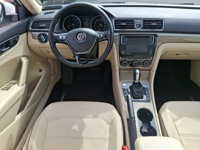 2017 Volkswagen Passat 1.8T SE