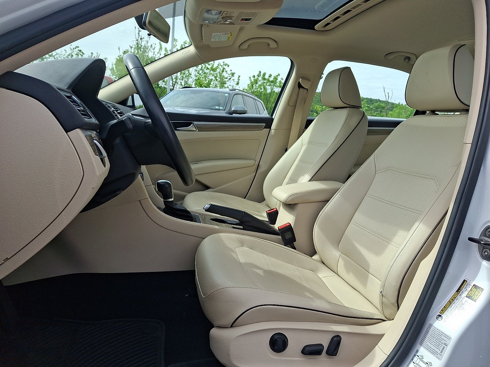 2017 Volkswagen Passat 1.8T SE