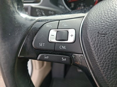 2017 Volkswagen Passat 1.8T SE