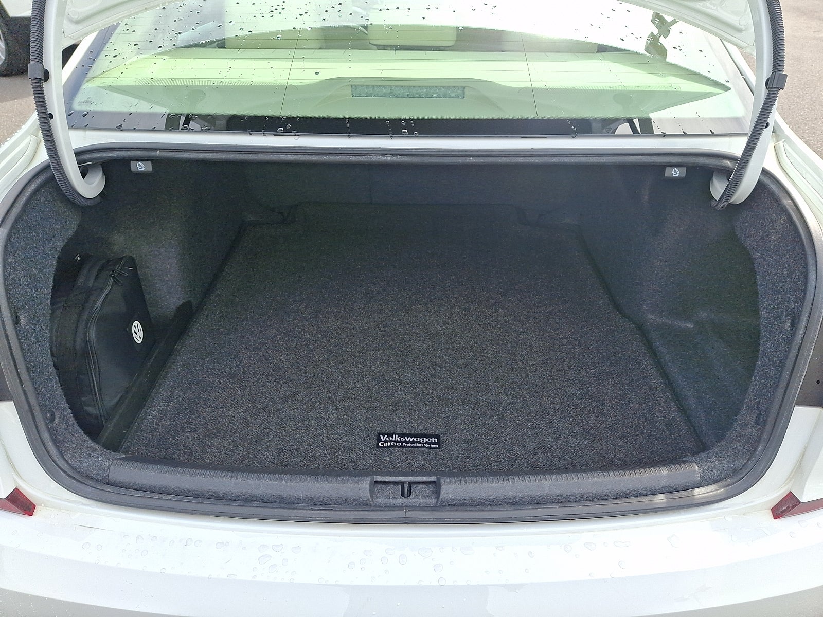 2017 Volkswagen Passat 1.8T SE
