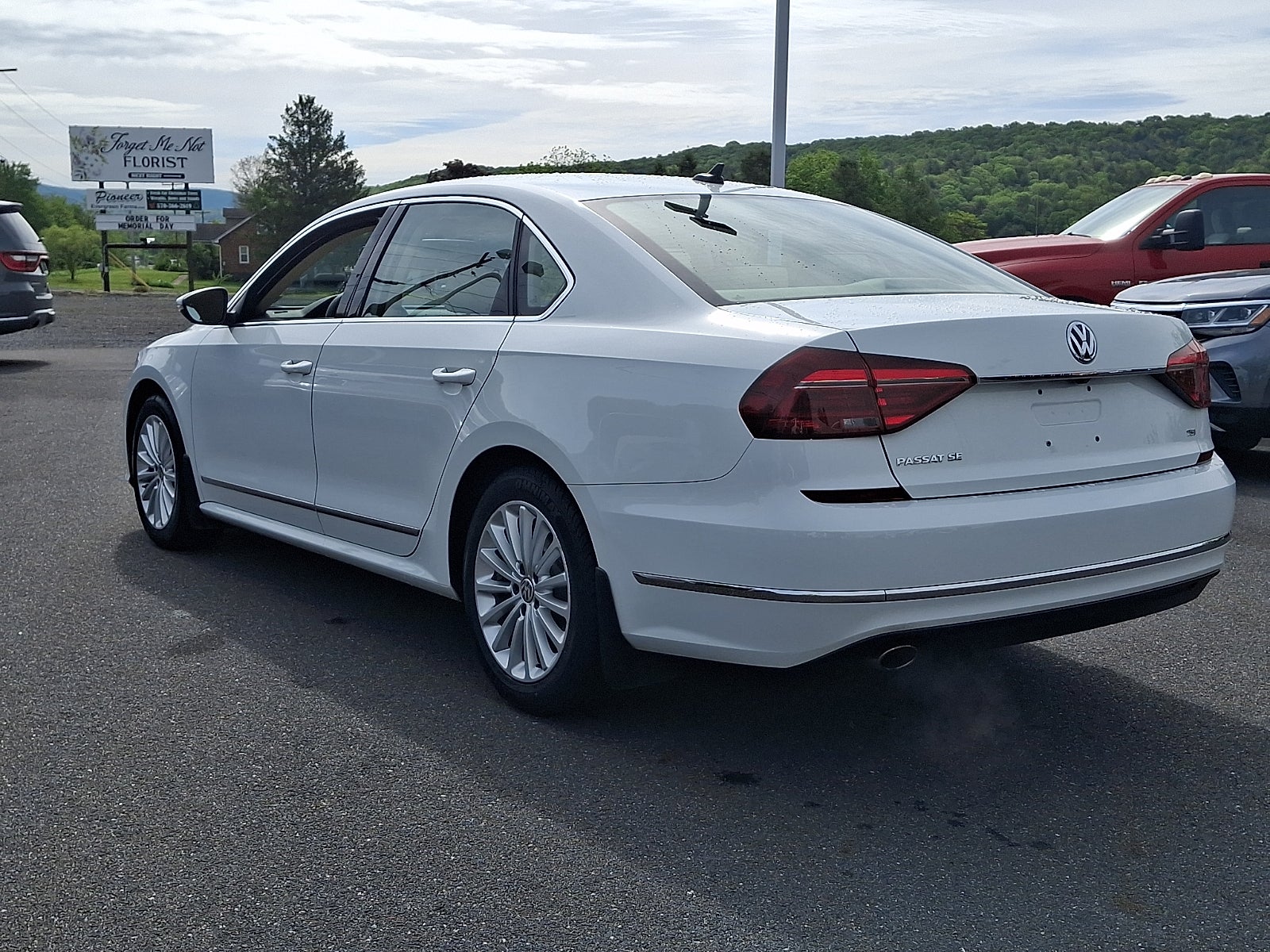 2017 Volkswagen Passat 1.8T SE