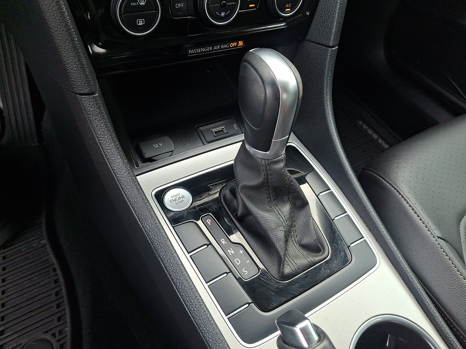 2020 Volkswagen Passat 2.0T SE