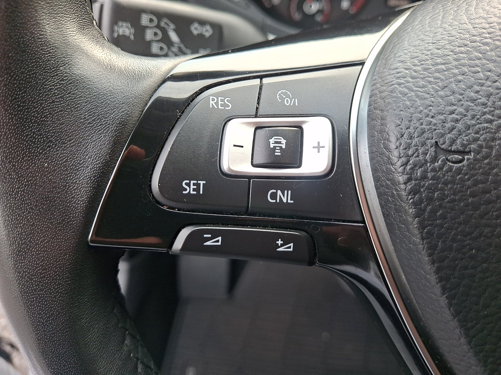2020 Volkswagen Passat 2.0T SE