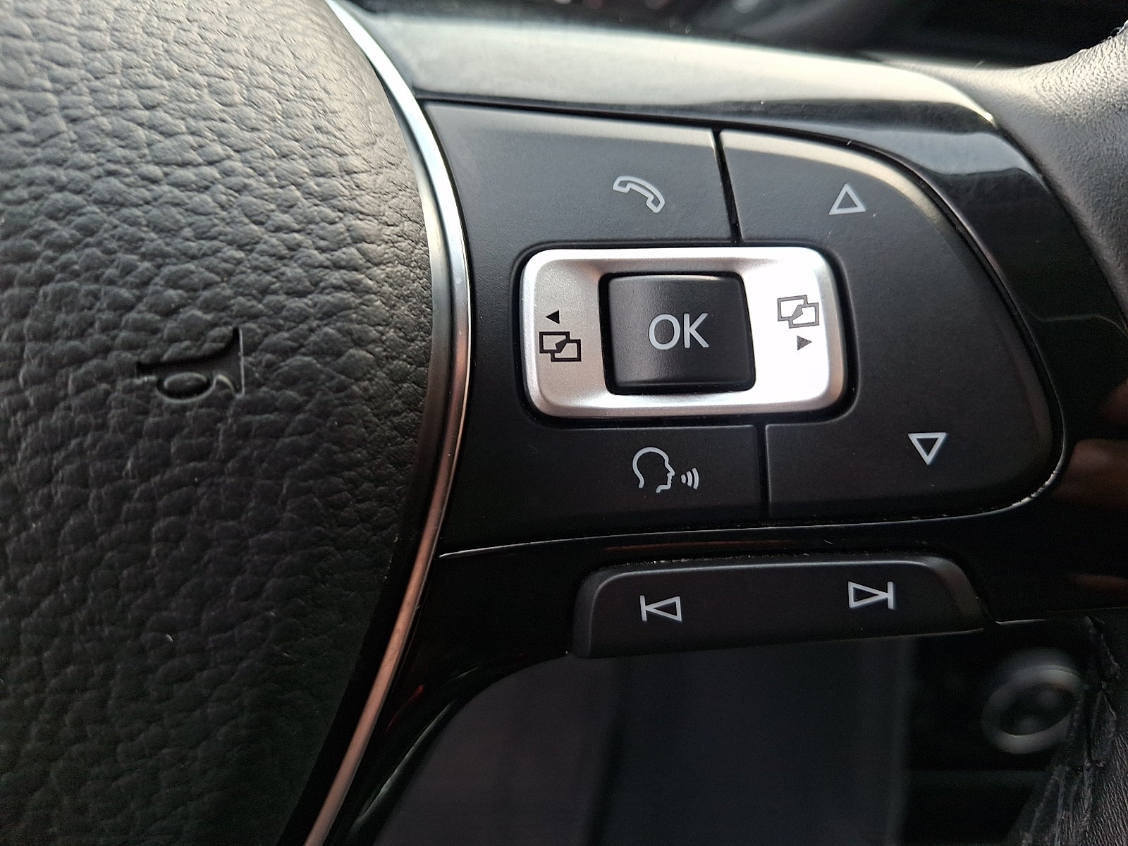 2020 Volkswagen Passat 2.0T SE