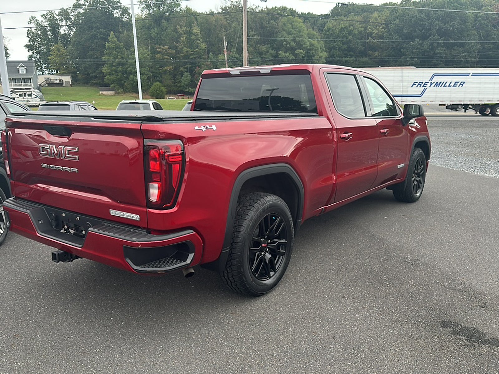 2021 GMC Sierra 1500 4WD Crew Cab Standard Box Elevation