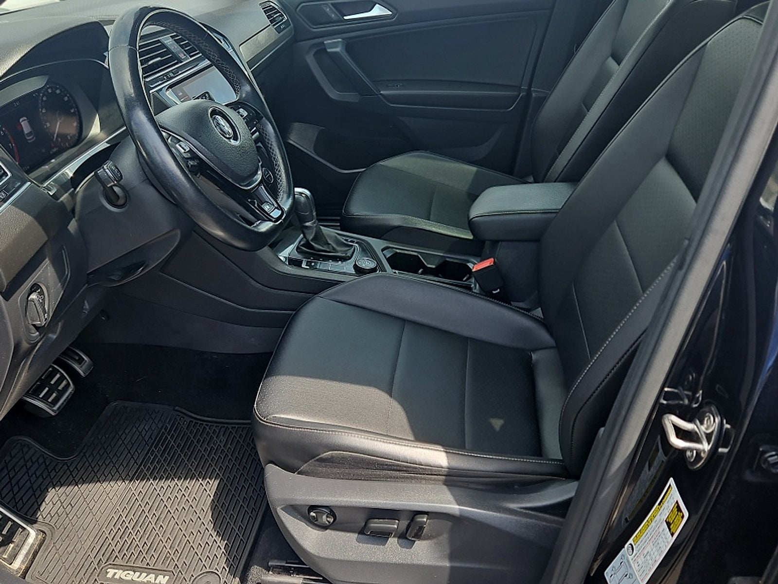 2019 Volkswagen Tiguan 2.0T SEL R-Line