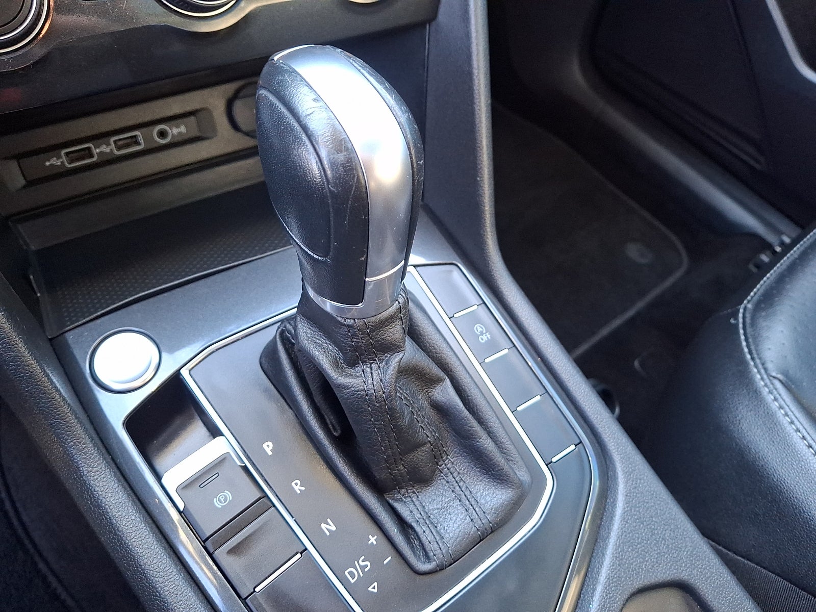 2019 Volkswagen Tiguan 2.0T SE 4MOTION