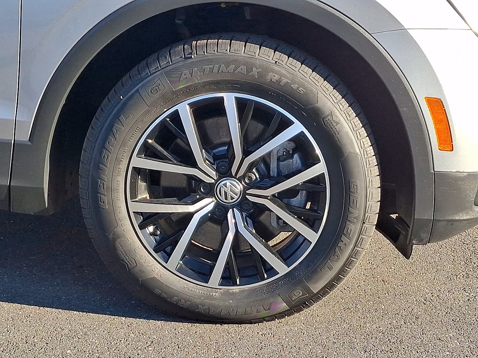 2021 Volkswagen Tiguan 2.0T SE 4MOTION