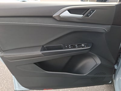 2025 Volkswagen Taos 1.5T SE Black