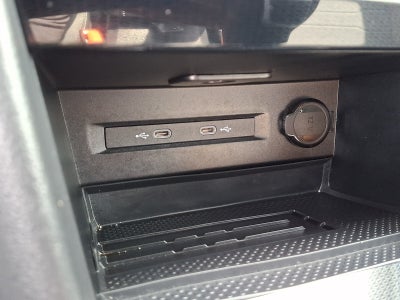 2025 Volkswagen Taos 1.5T SE Black