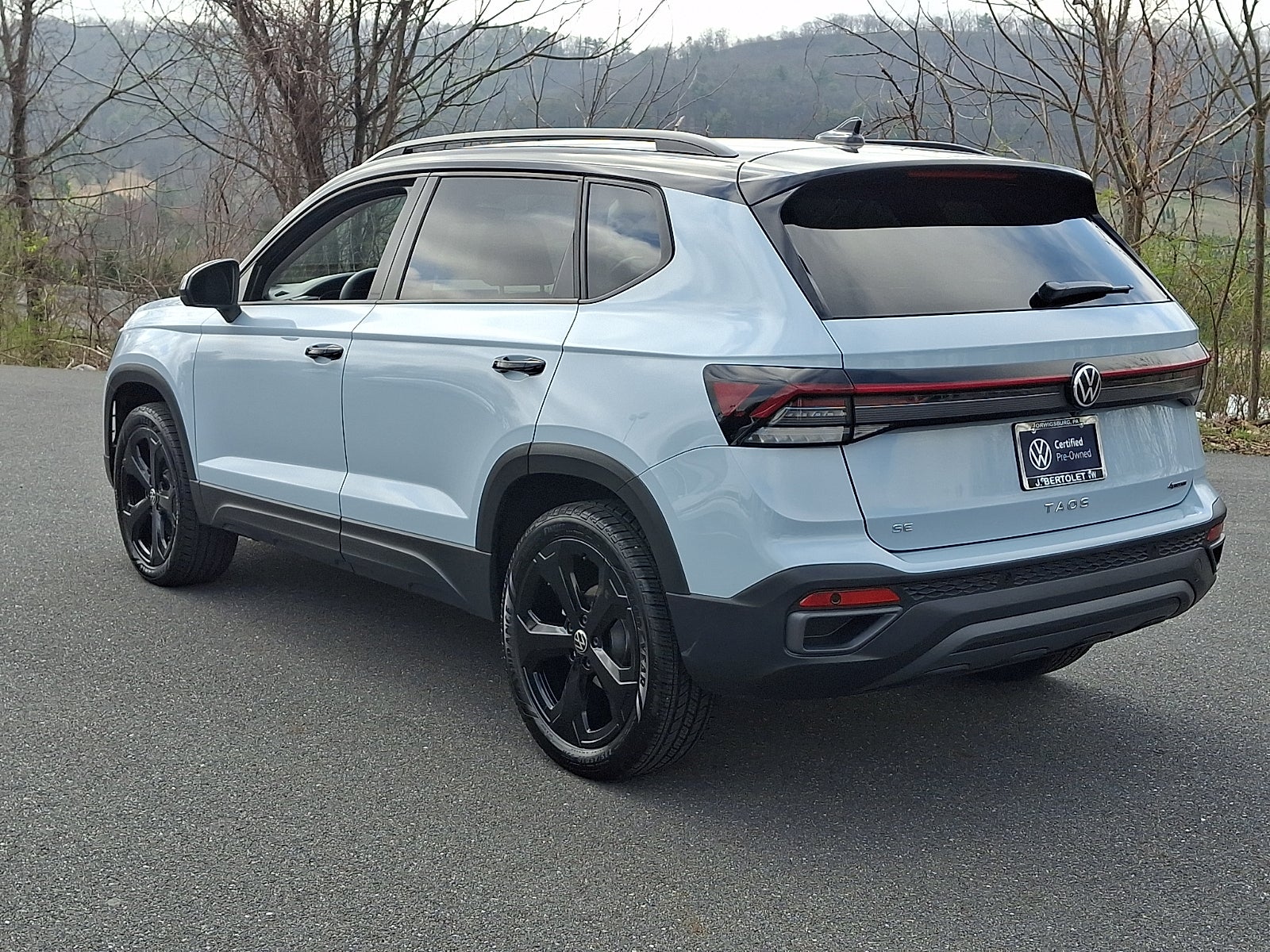2025 Volkswagen Taos 1.5T SE Black