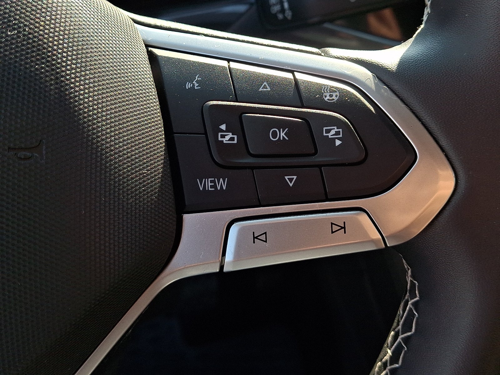 2022 Volkswagen Taos 1.5T SEL