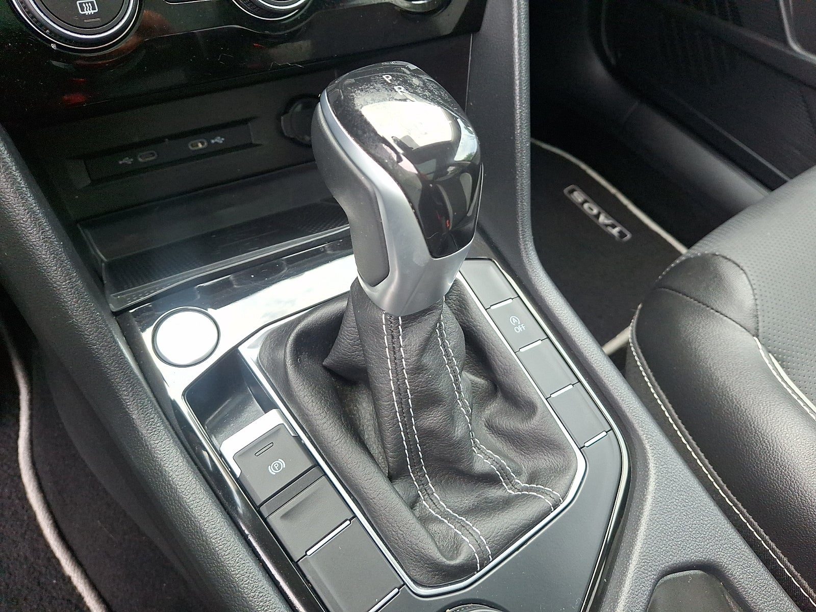 2023 Volkswagen Taos 1.5T SEL