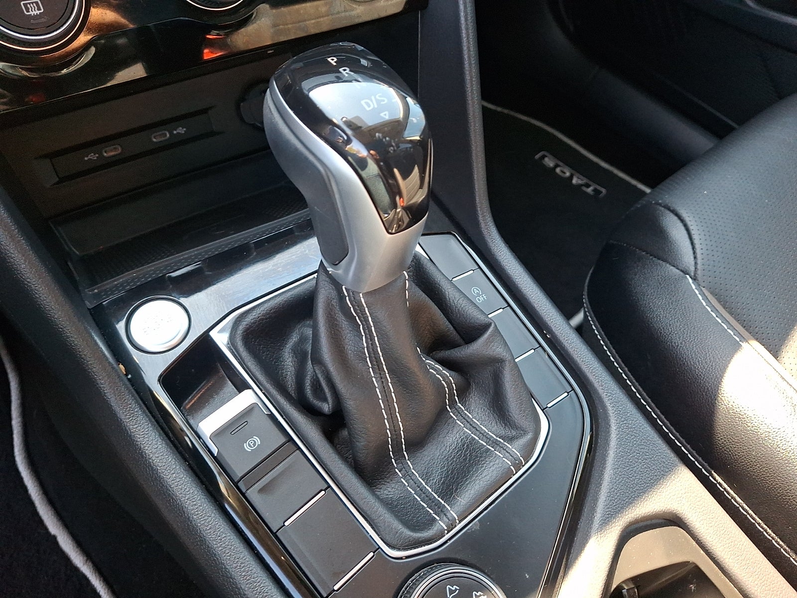 2023 Volkswagen Taos 1.5T SEL