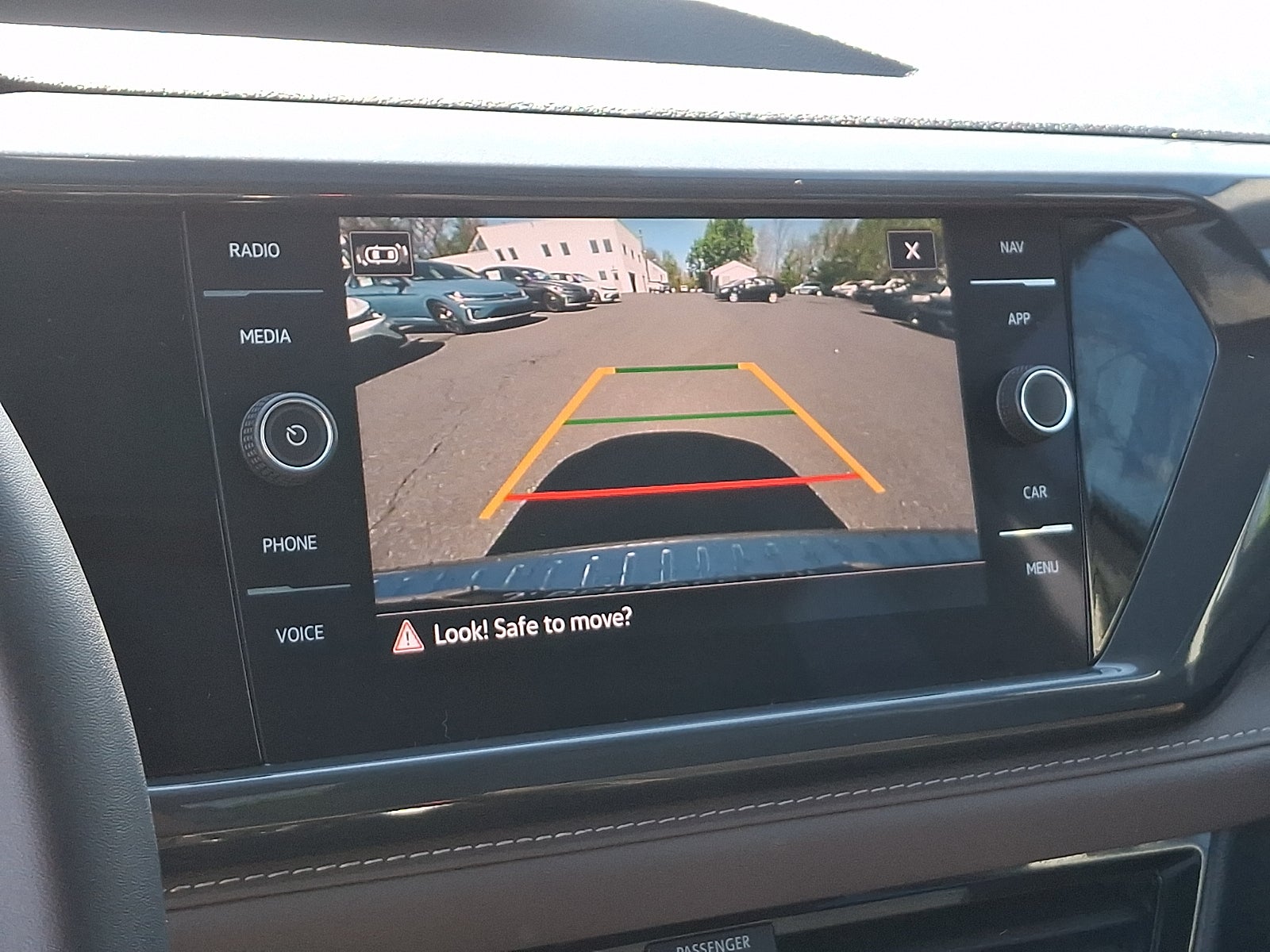 2023 Volkswagen Taos 1.5T SEL