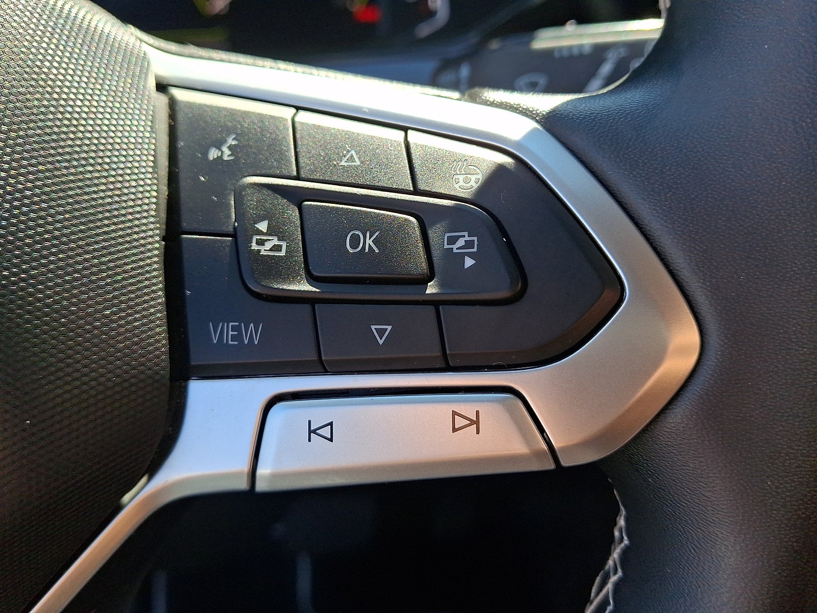 2023 Volkswagen Taos 1.5T SEL