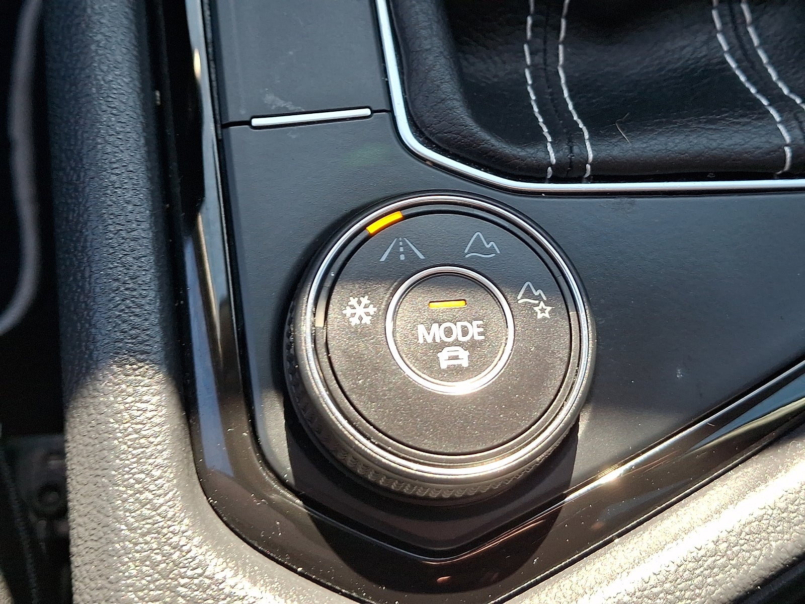 2023 Volkswagen Taos 1.5T SEL