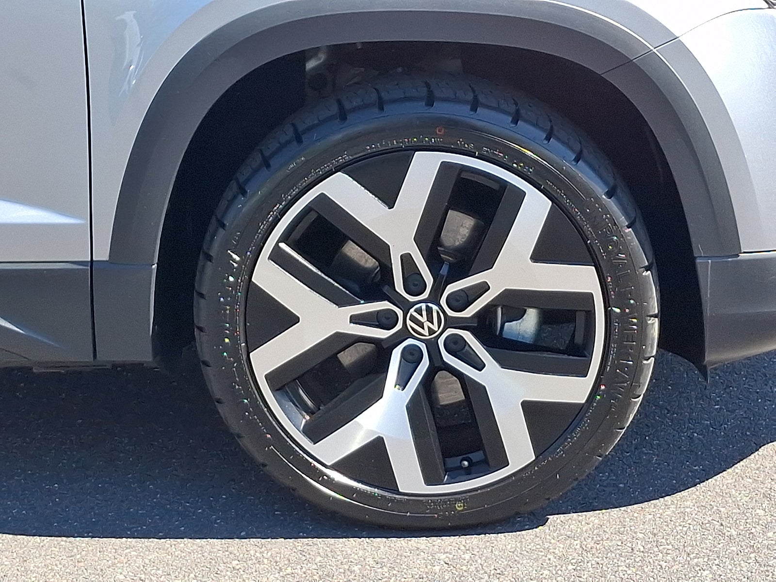 2023 Volkswagen Taos 1.5T SEL