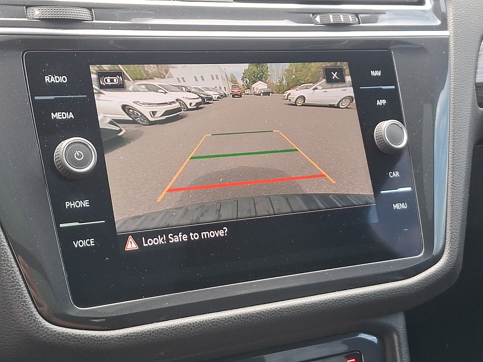 2023 Volkswagen Tiguan 2.0T SEL R-Line